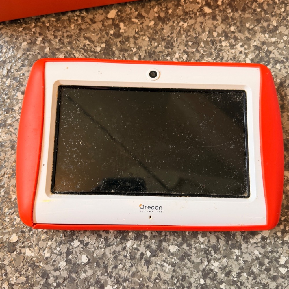 Oregon Scientific MEEP! Kids Android Tablet Red Bundle with Headphones & Mic